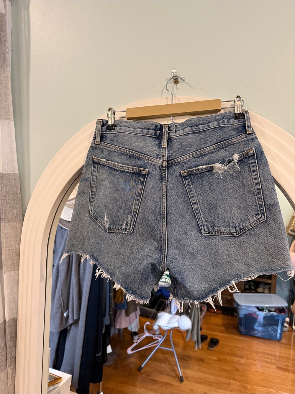 Agolde Washed Blue Frayed Hem Denim Shorts - Picture 4 of 5